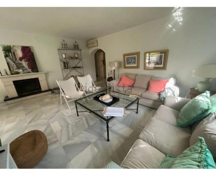 Apartamento En Elviria Marbella